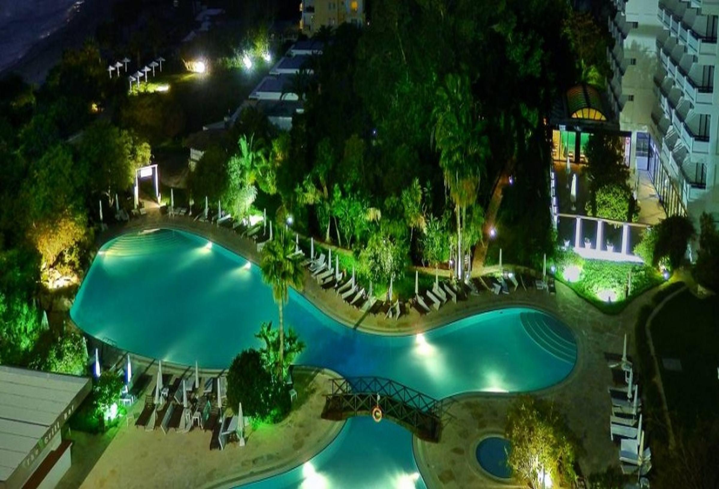 Grecian Bay Hotel Ayia Napa Exterior foto